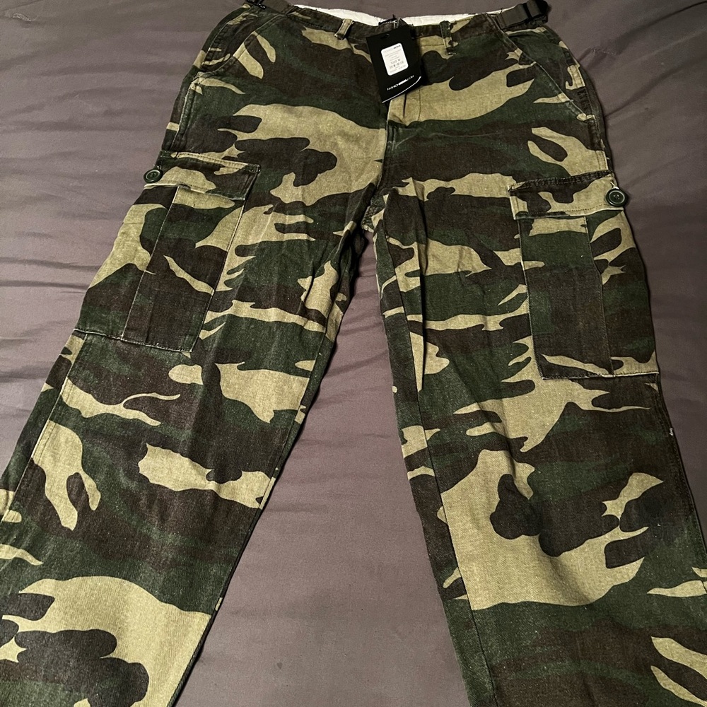 Women Camouflage pants new with the tags.